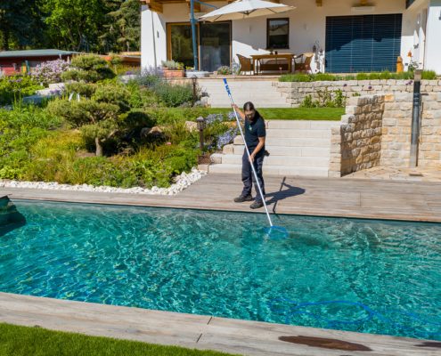 Poolpflege im Sommer